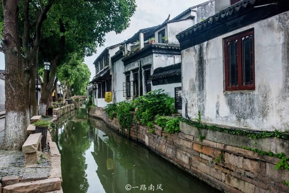 怎么才能不驼背游戏画面